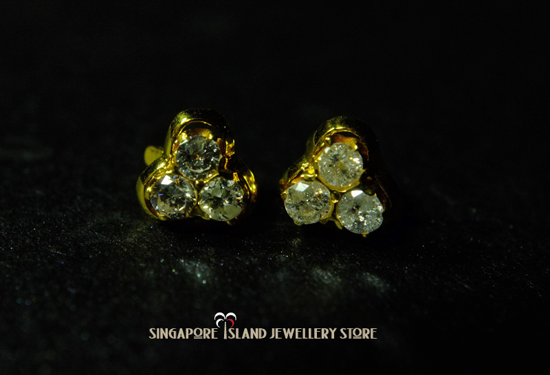 Diamond stud earrings Singapore