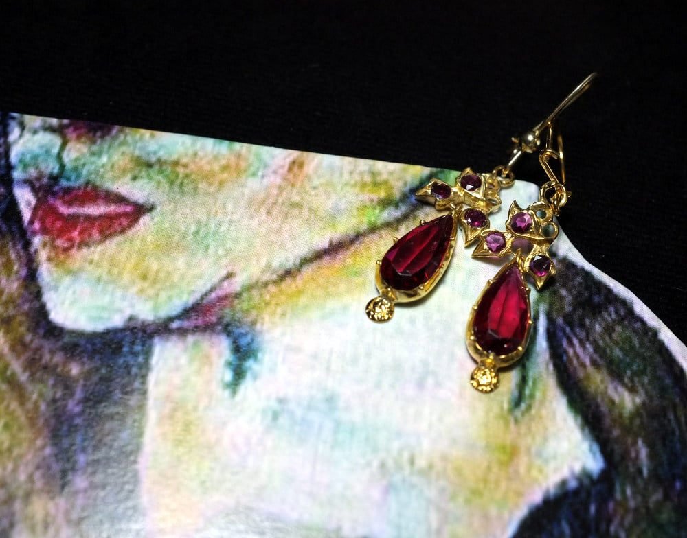 garnet earrings gold