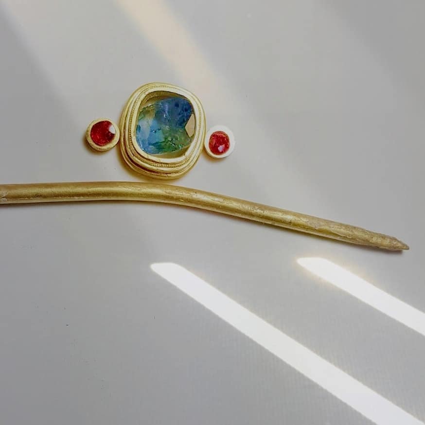 medieval style ring, ruby and sapphire gold ring, blue green sapphire ring, ancient Roman style rings, ancient Greek style rings
